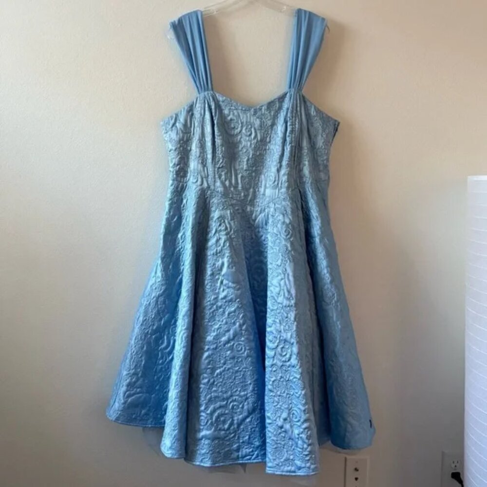 NWT Torrid/Disney Cinderella Light Blue Embroidered Princess Gown - Picture 4 of 13